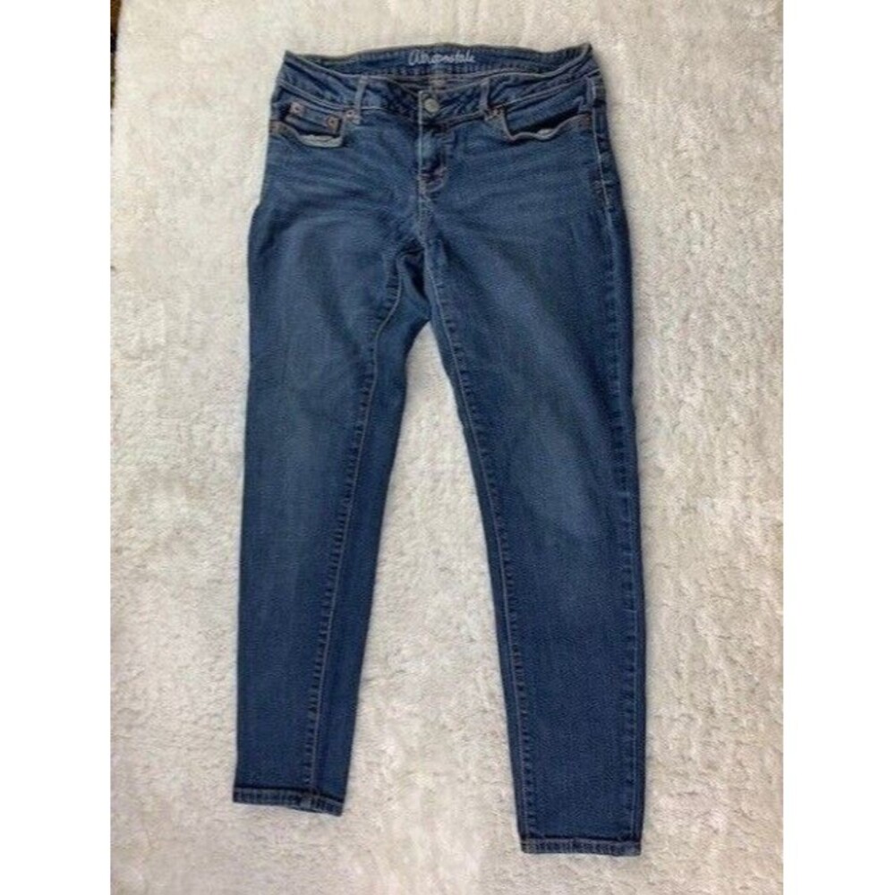 Aeropostale Size 8 Short Lola Jegging Stretch Med Wash Low Rise